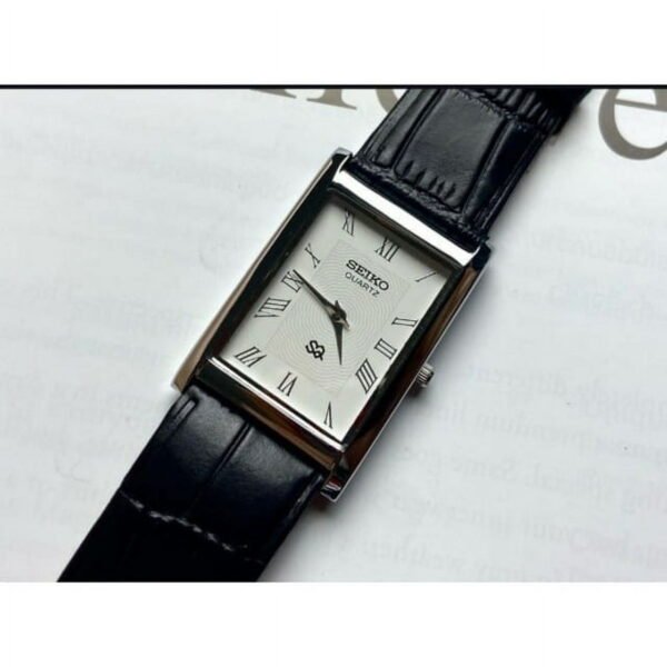Seiko Quartz Rectangular White Dial Men?s Watch ? Classic Black Leather Strap